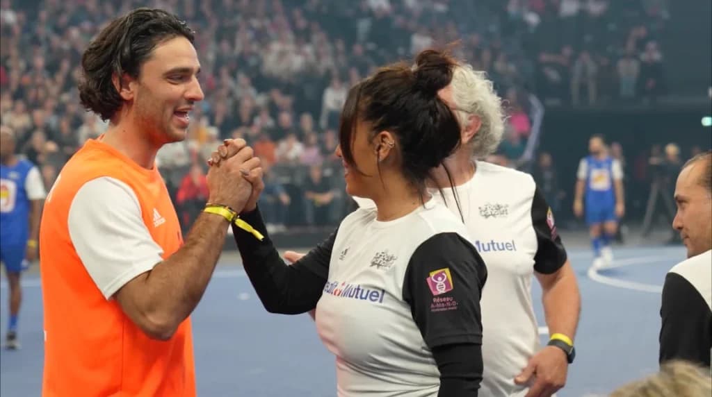 Un foot-concert solidaire à la LDLC Arena à Lyon